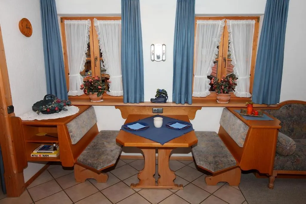 Apartment Ferienhaeuser Werdenfels Mittenwald