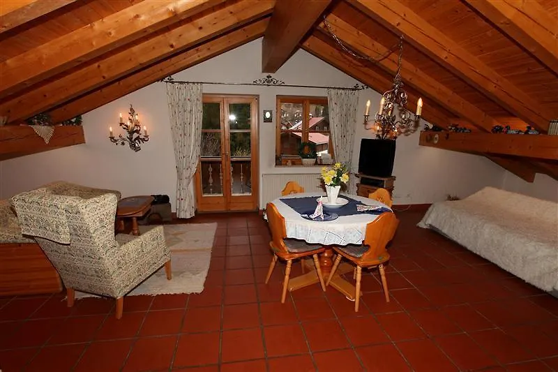 Apartment Ferienhaeuser Werdenfels Mittenwald