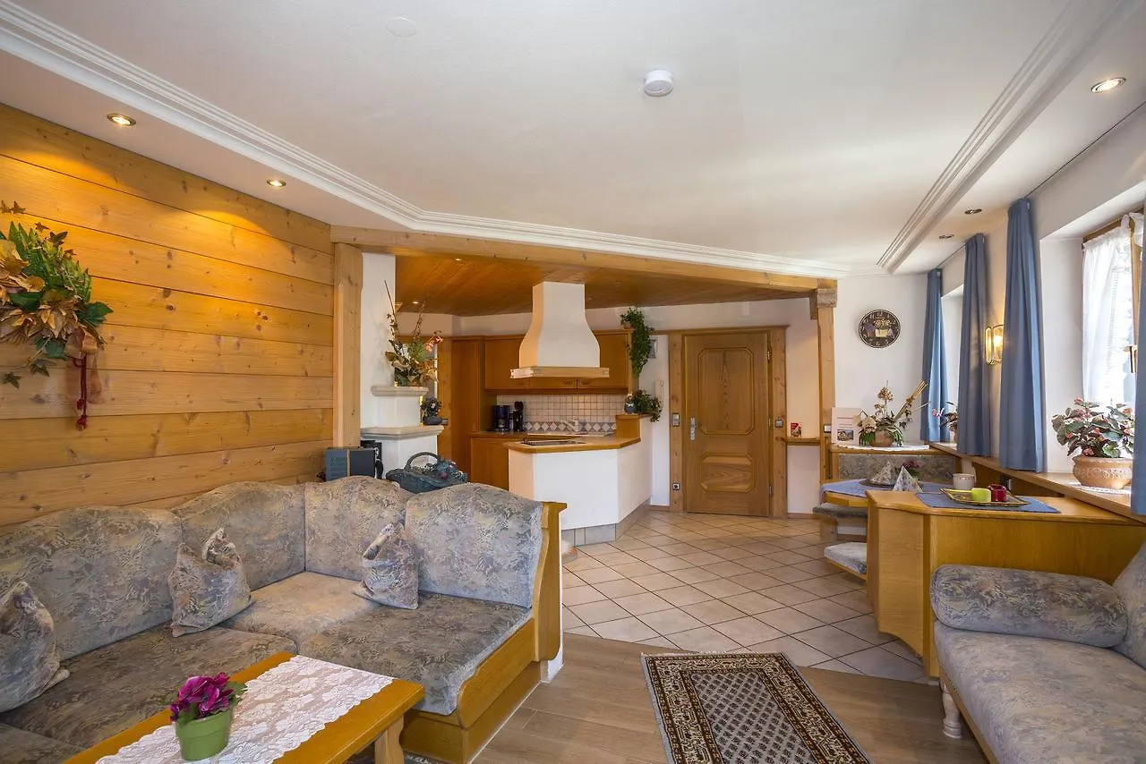 Apartment Ferienhaeuser Werdenfels Mittenwald